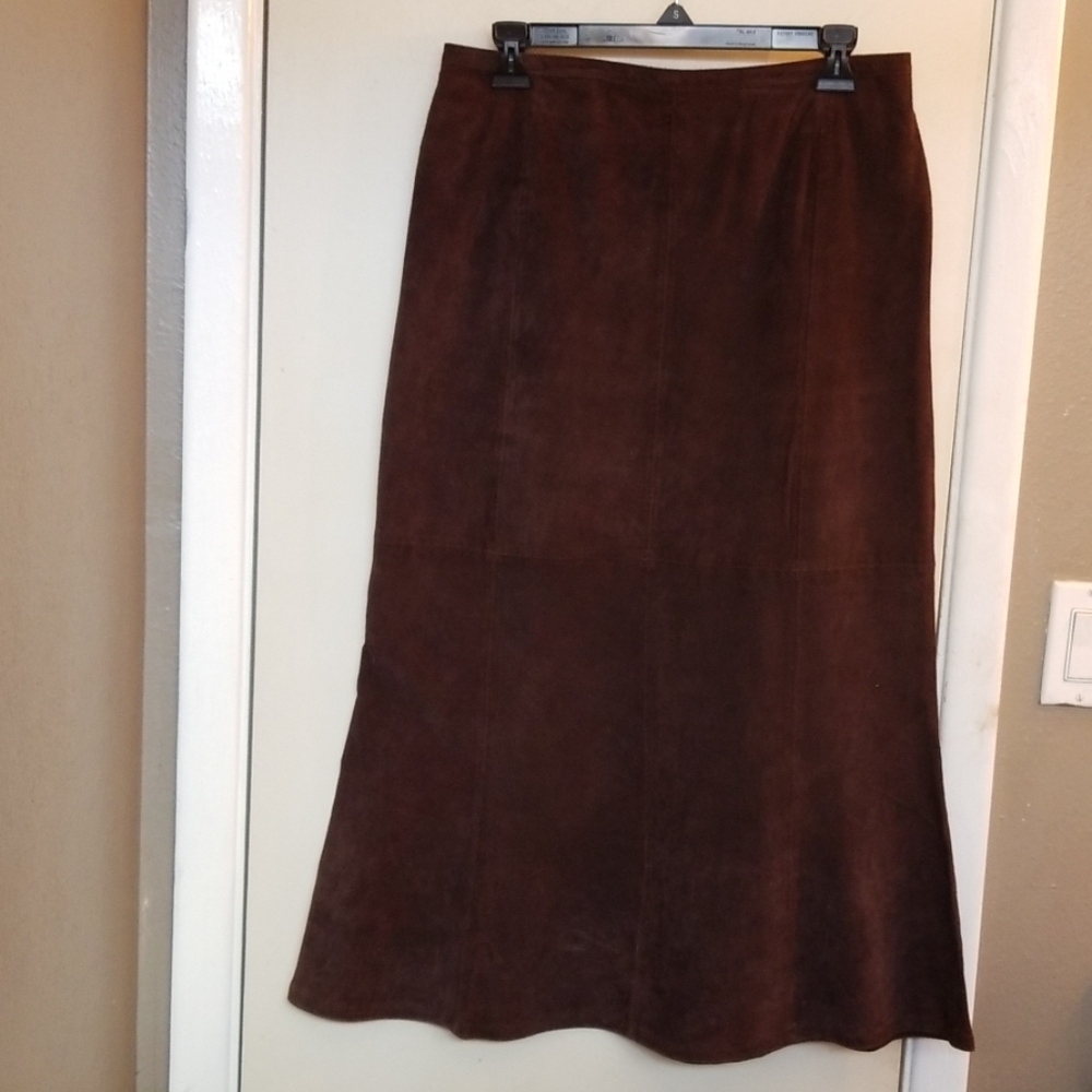 Suede skirt